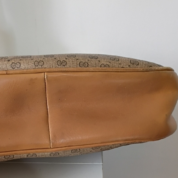 Vintage Gucci Micro GG Monogram Canvas & Leather Shoulder Bag - Picture 4 of 16